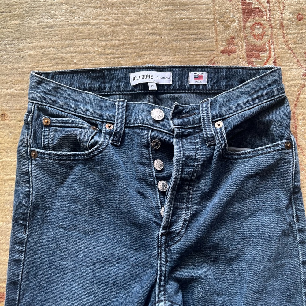 Redone Originals High Rise Ankle Crop with Stretch in Worn Black - Picture 4 of 6